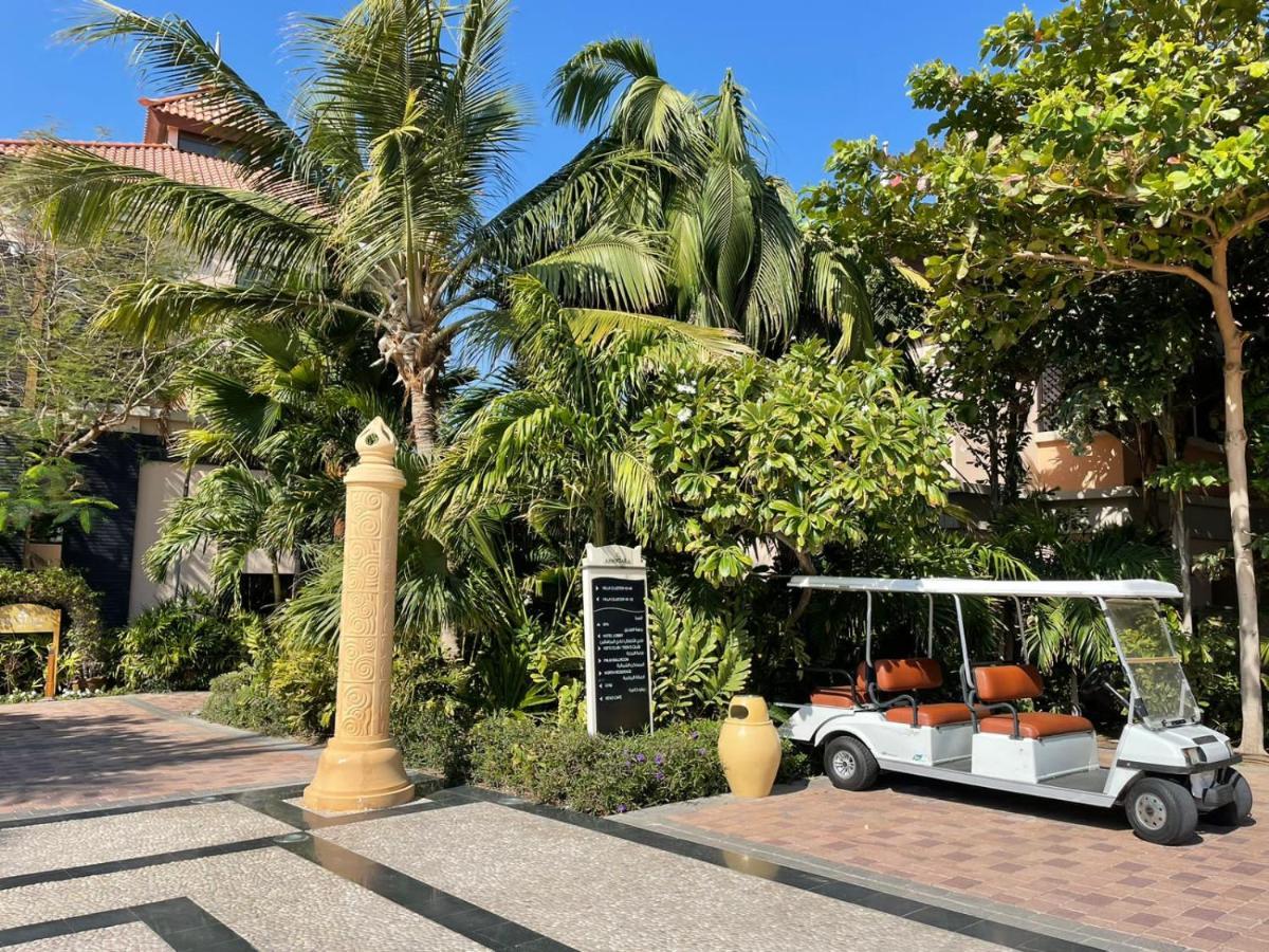 Anantara Hotel Apartment Palm Jumeirah Connected Anantara Hotel دبي المظهر الخارجي الصورة