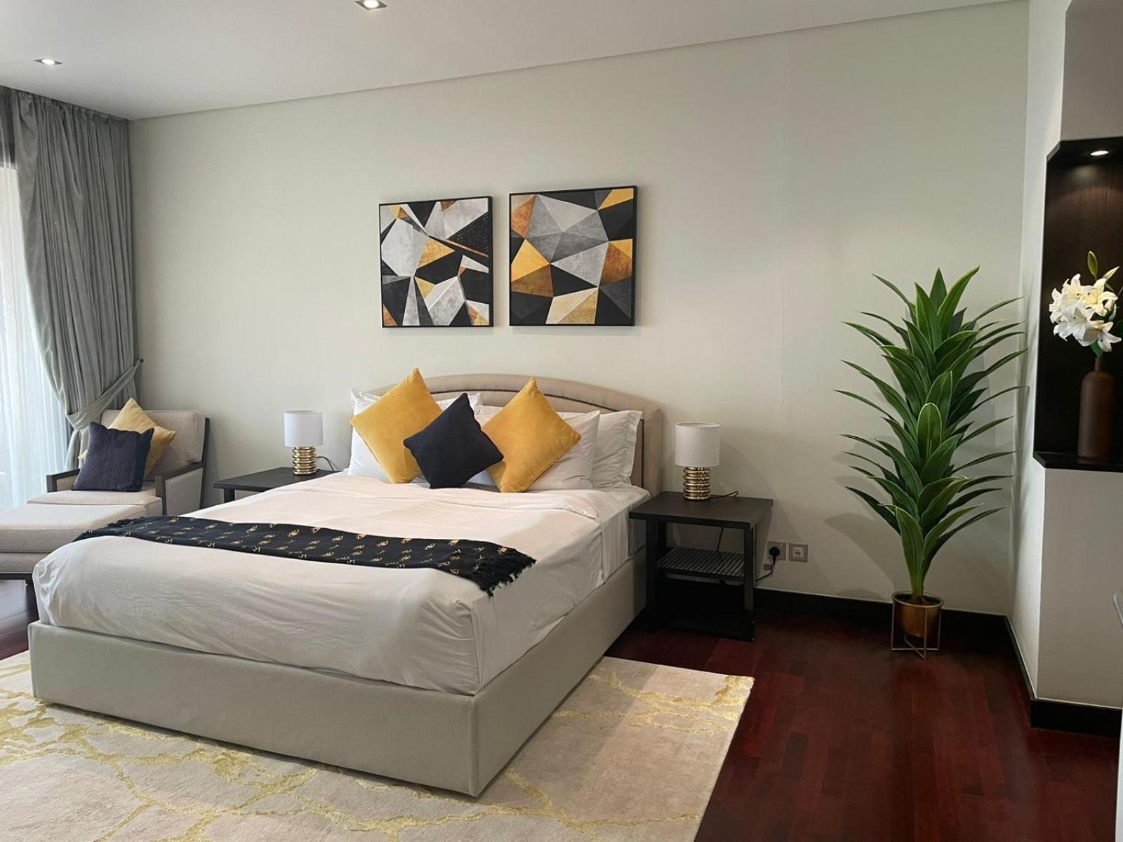 Anantara Hotel Apartment Palm Jumeirah Connected Anantara Hotel دبي المظهر الخارجي الصورة