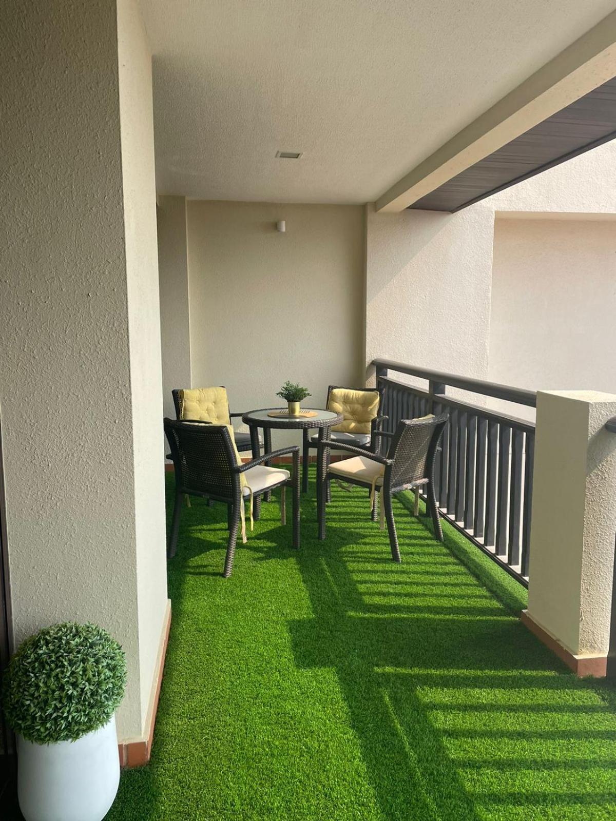 Anantara Hotel Apartment Palm Jumeirah Connected Anantara Hotel دبي المظهر الخارجي الصورة